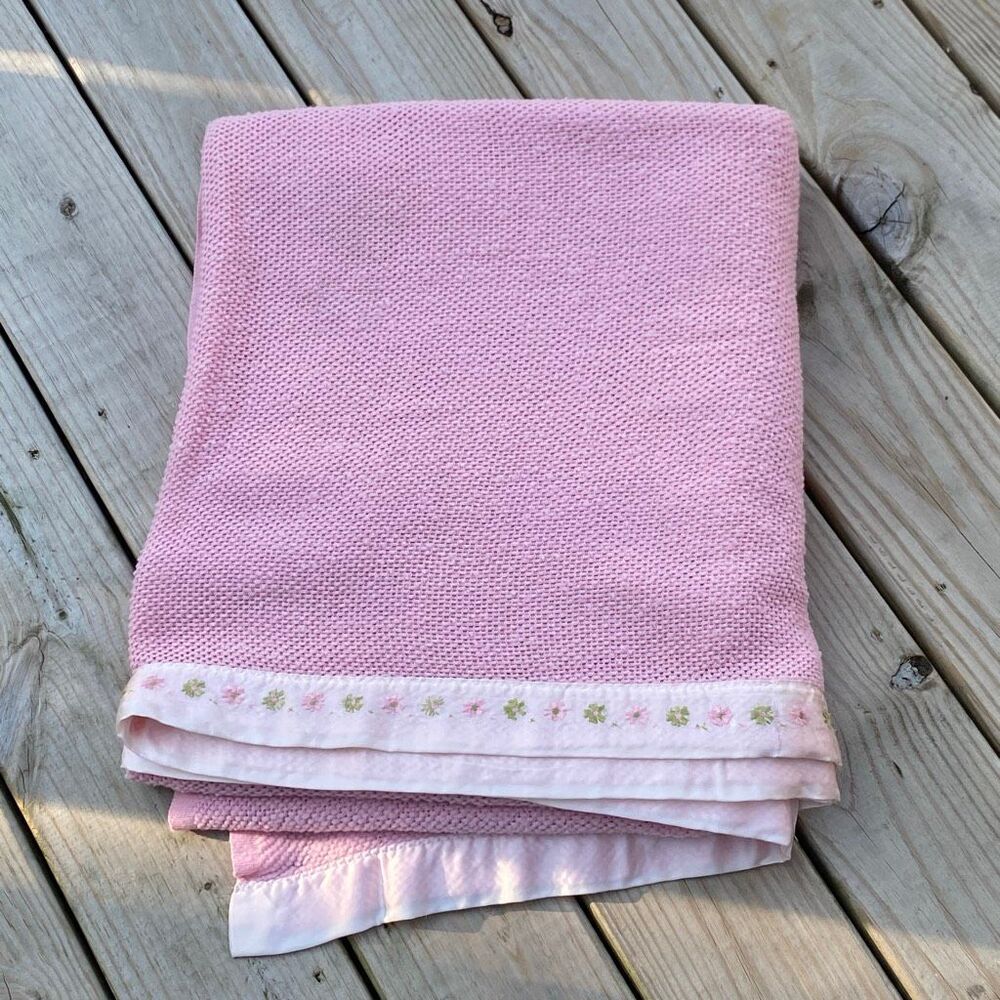 Vintage Woven Blanket Pink Embroidered Flowers Satin Trim 66” x 95”